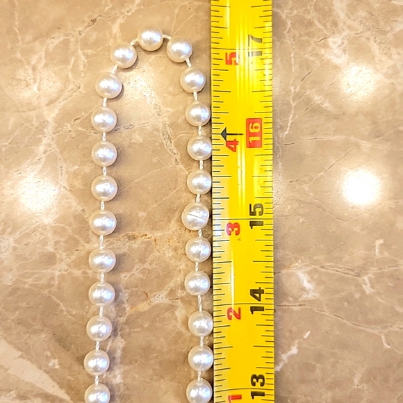 Faux Pearl Necklace with Multi-colored Gemstones in Pendant - Picture 15 of 17